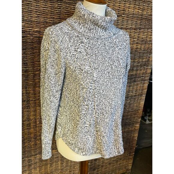Gap Black and White Cable Knit Turtleneck Sweater Size Small - Picture 6 of 13